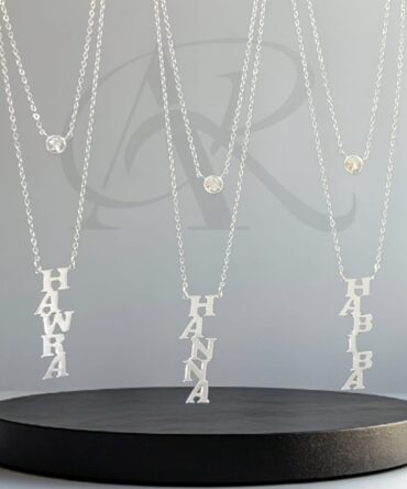 Personalized name necklace with Crystals